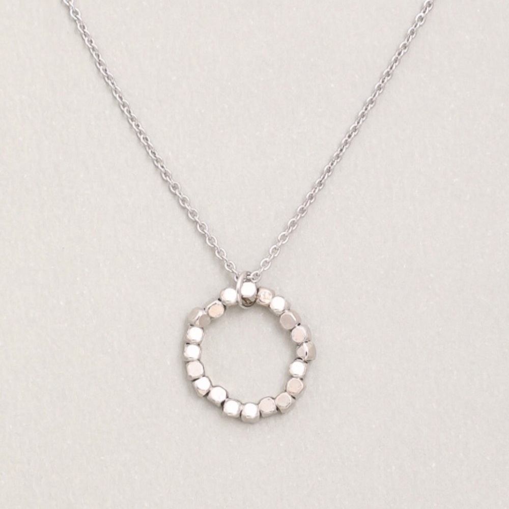 NEW✨Silver Mini circle✨beaded charm necklace✨